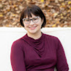 Meet your Posher, Stefanie